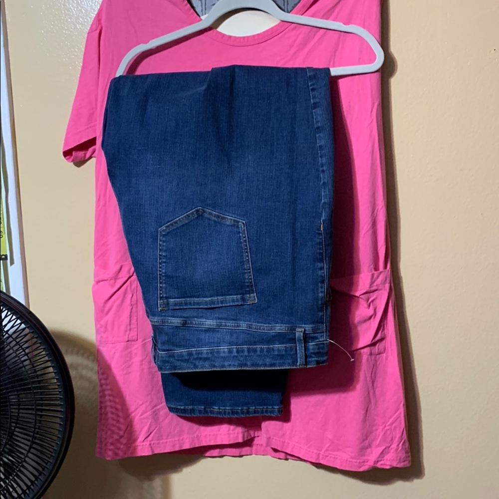 #424 size 26 NWT Liz Claiborne Blue Denim Jeans